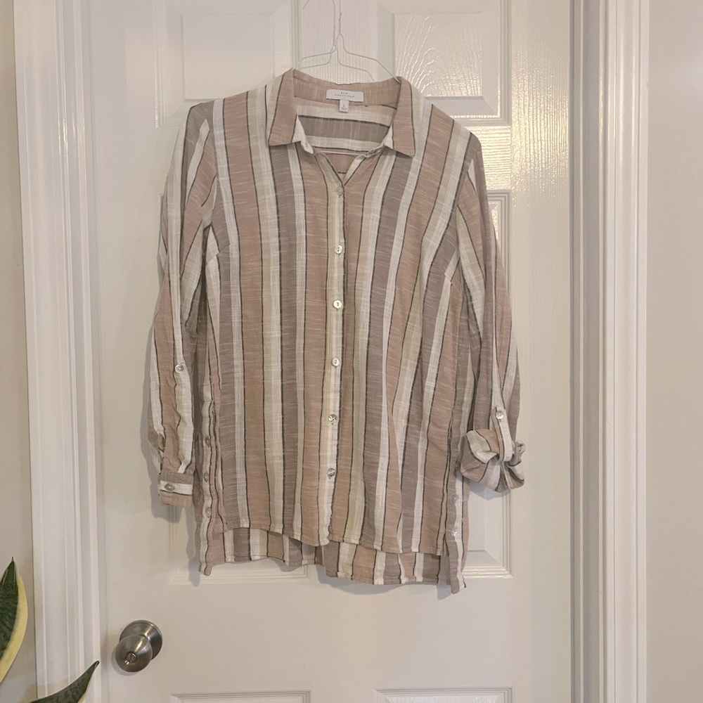 New Directions women’s casual button down shirt